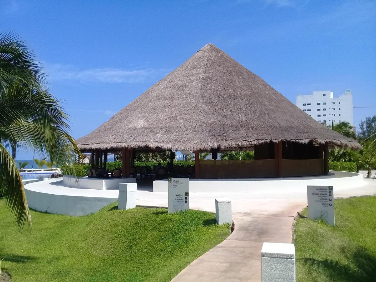 Swim The Caribbean & Work With A View Apartment Cancun Exterior photo